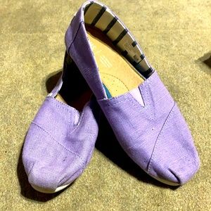 Lavender Tom’s Slip Ons